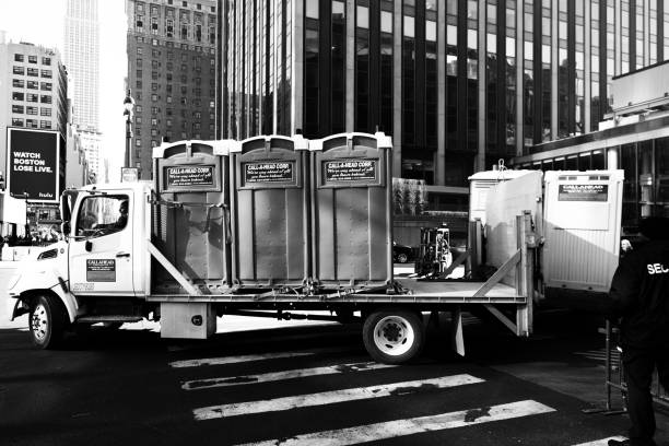 Best Portable restroom trailer rental  in Bren Bow, OK